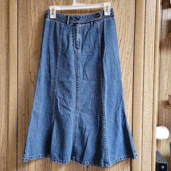 Charter Club Dresses & Skirts - VTG 90s Y2K Charter Club PETITE Size 4P Denim Skirt Midi A-Line Retro Country